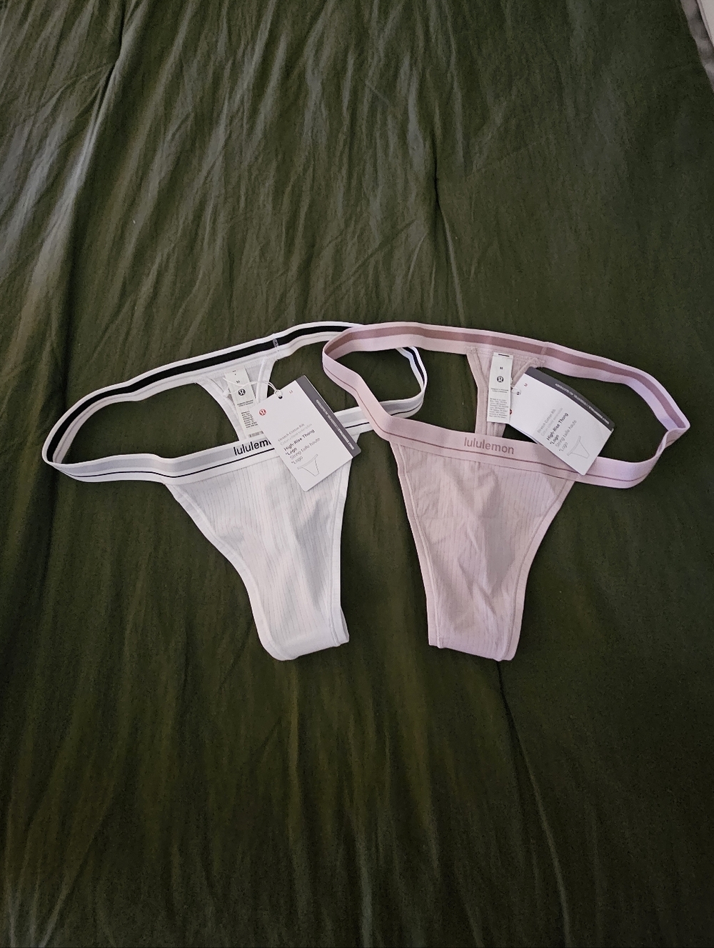 Lululemon High Rise Thong 2 pack